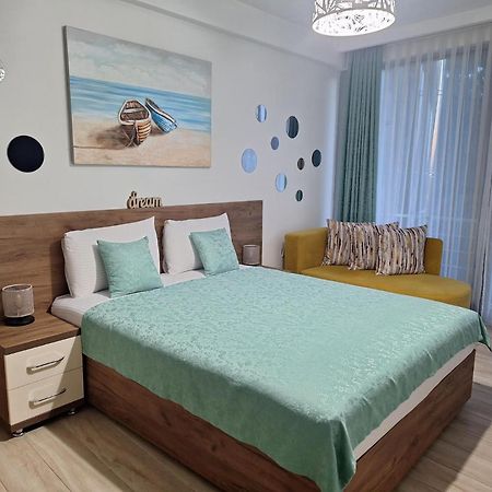 Passerella Apartments Бар Екстериор снимка
