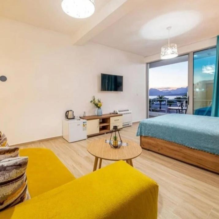 Passerella Apartments Бар Екстериор снимка